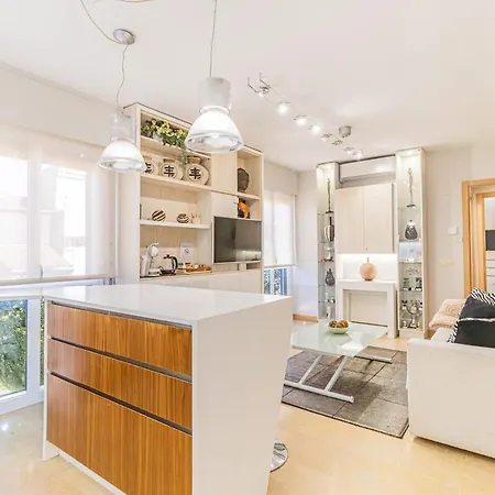 Dupont 2 I Comfort I 2 Guests I 1 Bedroom I 1 Bathroom I Pilar